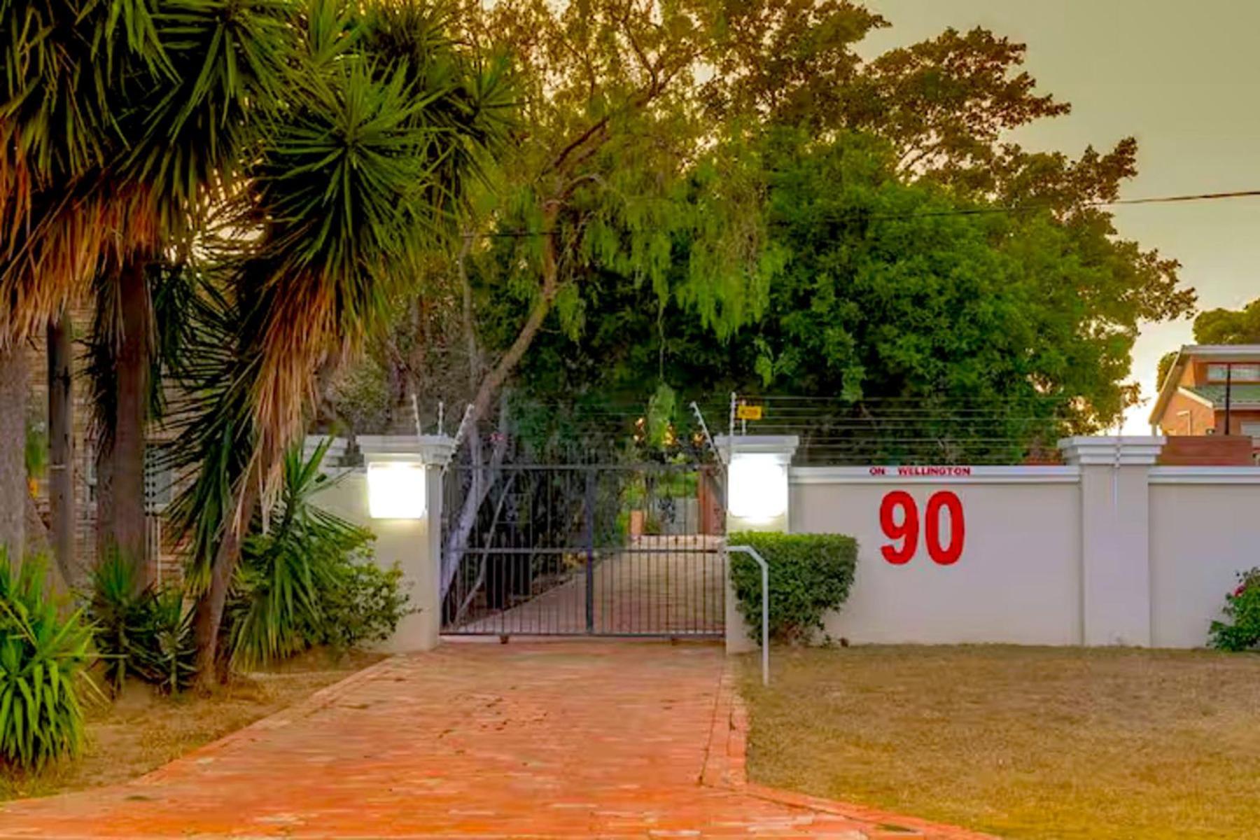 90 On Wellington Cottage Port Elizabeth Luaran gambar